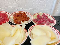 麻辣牛肉-厂花素芬九宫格火锅(银泰店)
