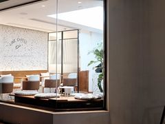 -Line 咖啡(石厦花园店)