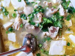 豆腐花鸡-自贡盐帮菜·玩辣餐厅(樱花园西街店)