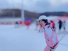 -亚布力新体委滑雪场