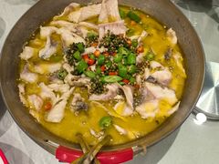 -鑫巴蜀小镇 · 水煮鱼专研店(玉桥店)