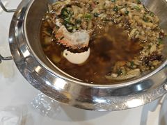 -凤凰路何眼镜香辣蟹(花果园店)