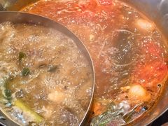 -由衷贵州酸汤牛肉火锅(新桥店)
