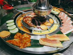 -哈哈碳都·牛肋条无限自助烤肉(台江万达店)