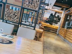大堂-河坝강뚝烧烤专门店(旗舰店)