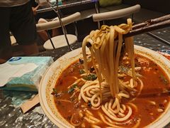 -粉八·云南米线·建水烧烤(常熟路店)
