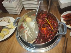 -来龍儿鲜切牛肉自助老火锅