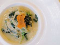 鲜腐竹汤浸时令菜苗-富力丽思卡尔顿酒店·丽轩中餐厅