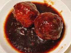 红烧狮子头-新雅粤菜馆(南京东路店)