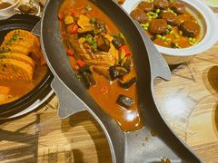 -香山湖家家宴(中山陵店)