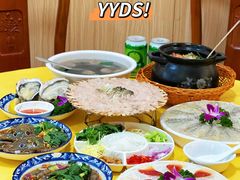 -官塘陈记鱼生·潮汕砂锅粥·牛肉火锅(潮枫路总店)