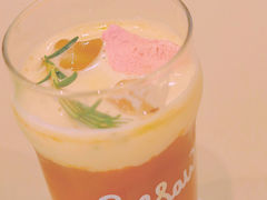 云朵桃桃冷萃-Seesaw Coffee(芮欧百货店)