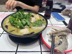 -肥汁米蘭香港米线(长宁来福士店)