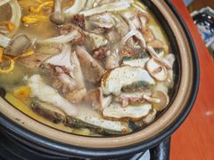 -菌之家·专业纯野生菌火锅·特色炒菌