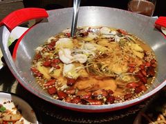 江鱼做水煮鱼-渝信川菜(长安店)