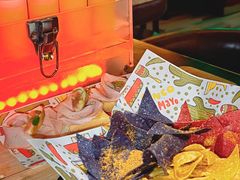 -Famous肥猫墨西哥音乐餐吧(五棵松华熙LIVE店)