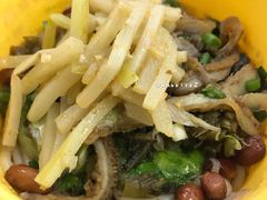 酸笋-龙记桂林米粉店(书城路店)