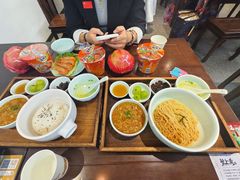 -蟹上黄·蟹黄面·江南糖水(人民广场店)