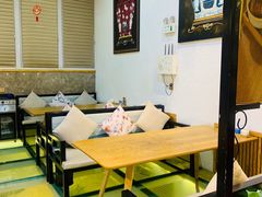 卡座-确喜美味小厨(西单商场兰州店)