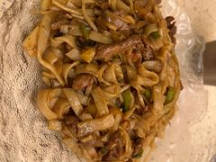 炒河粉-白仁仔· 活烤海鲜 宵夜(豫园店)