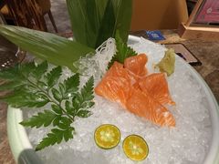 三文鱼刺身-日进一片海.生腌海鲜火锅.宵夜烧烤(三里屯总店)