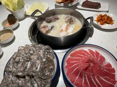 -三人行骨头王火锅(长寿店)