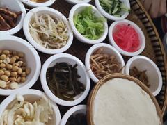 -包整·丝娃娃(一览甲秀楼风景店)