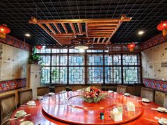 包厢-靠山屯东北农家菜(八龙桥雅苑店)