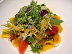 牛排家特色菠菜牛肉沙拉-牛排家(北京长安街英皇集团中心店)