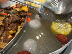 -八合里牛肉火锅(上海世茂广场店)