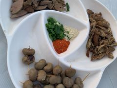 -兔行天下-鸿鹤鲜锅兔(中海国际店)