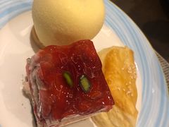-融信华邑酒店·鲜艳西餐厅