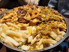 -鼎牛牛炖锅·烤串(温泉路店)
