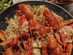 -巴厘龙虾·榜首油焖大虾(音乐学院·沿江酒馆店)