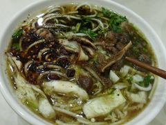 -花溪王记牛肉粉(四季花溪商场店)