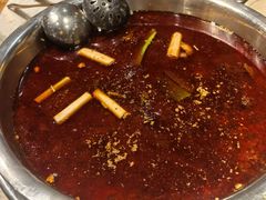 -肖肖酸萝卜鱼火锅(总店)