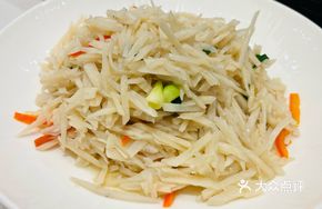 Stir-Fried Organic Lotus Root Strips