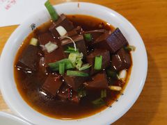 卤鸭血-凤起龙游老面包子(凯德晶品店)