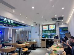 -蒙自源米线大王(花园城商场店)