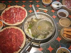 -南城十里潮汕鲜牛火锅·鲜虾生滚粥(融汇老商埠店)