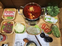 -独食火锅·半米屋台(直营总店)
