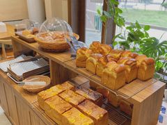 -沁屋面包店(人民东路店)