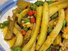 -独一佳老胡湘菜馆(矿山路店)