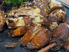 冰糖小麻鸭-小饕荟雅安贡椒鱼鲜馆(广福桥店)