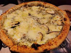 黑松露披萨-Primo·丽莫意大利窑烤披萨