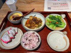 -山食间·中式营养轻餐(保利时光里店)