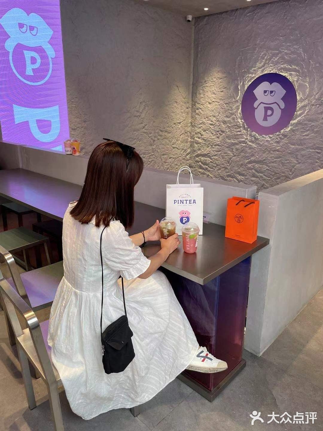 新晋网红拍照地[调皮]这家奶茶我爱