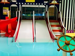 -涨巢·潮玩水疗局