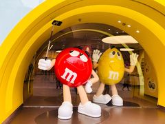 -m豆巧克力世界(上海世茂广场店)