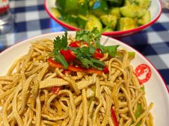 -雪熊铜炉牛骨·烧烤酒馆(开发区店)